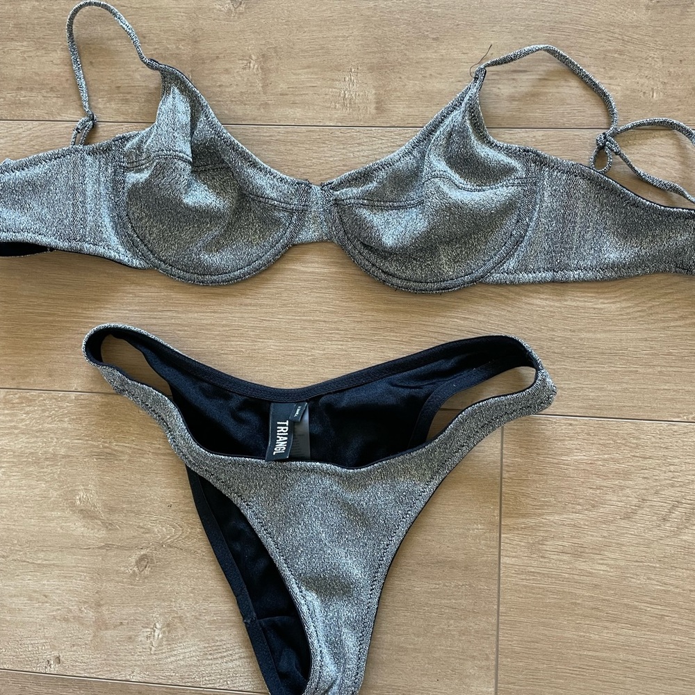 Triangl silver bikini - TOP ONLY